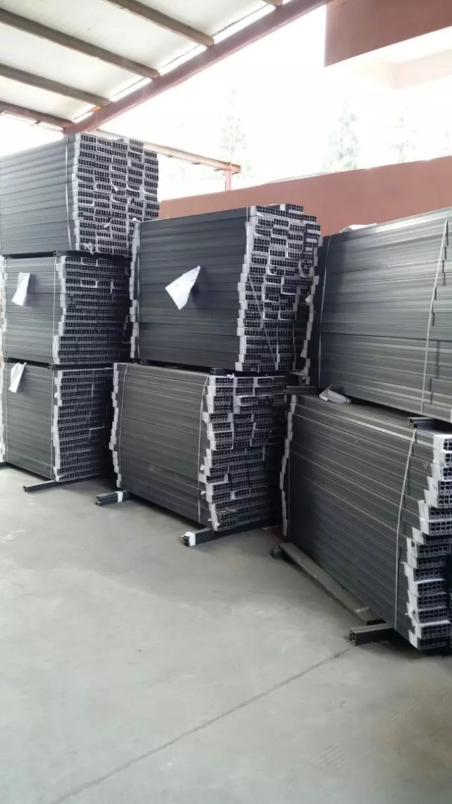 附框、副框、門窗副框、鋼塑共擠附框